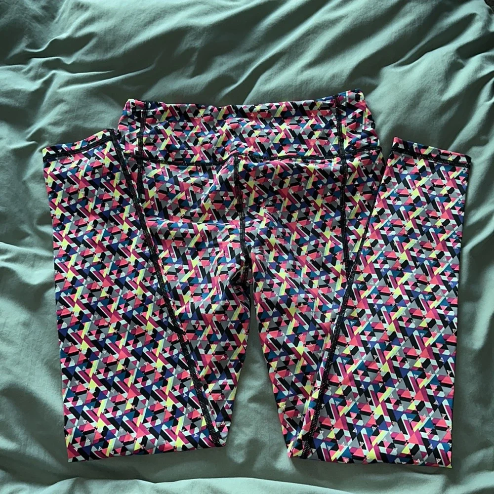 Victoria’s Secret Sport yoga/work out reflective adjustable pants - Picture 5 of 6